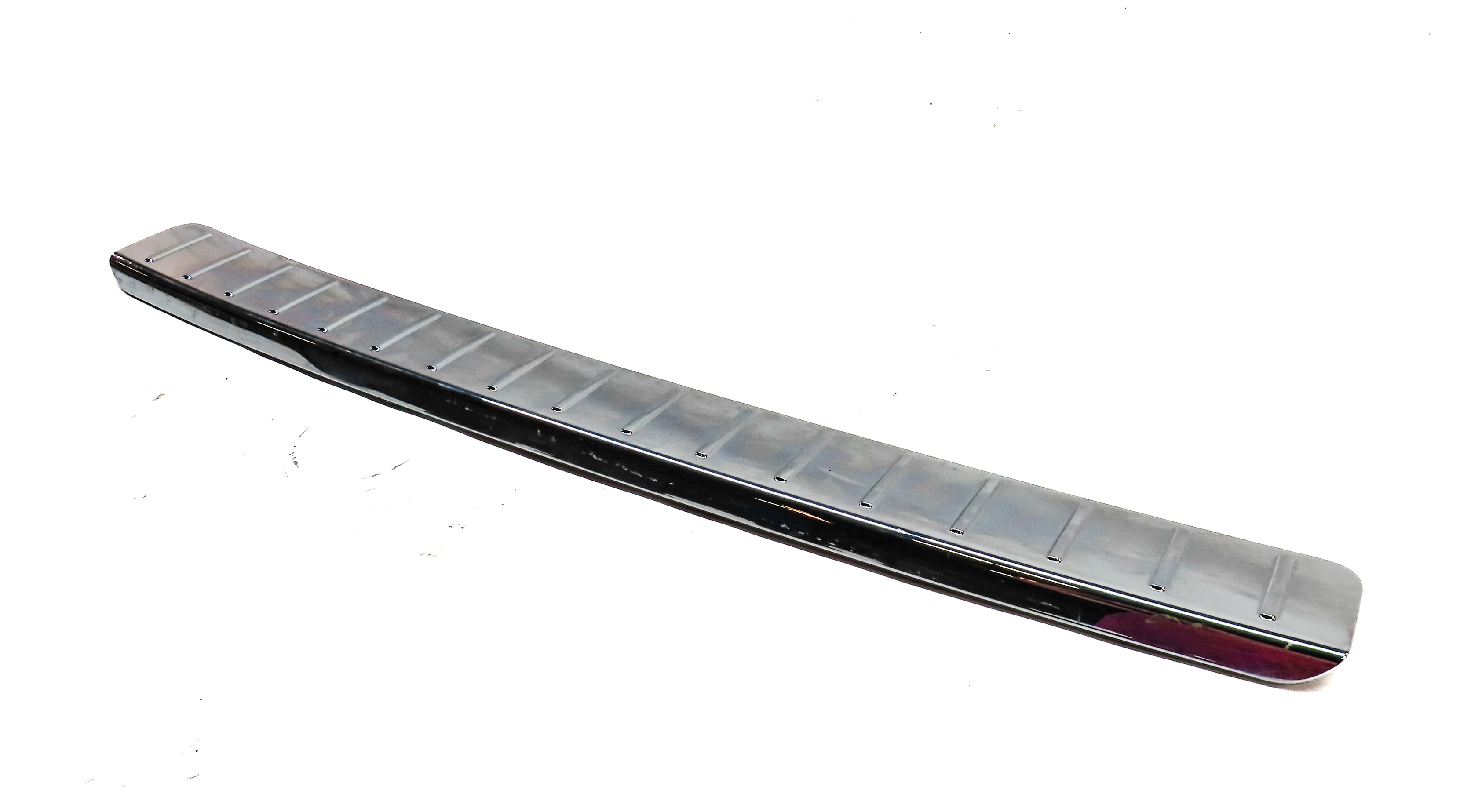 12 MERCEDES GL350 (X164) REAR TRUNK CARGO BUMPER STEP TRIM SCUFF PLATE MOULDING — exact item pictured